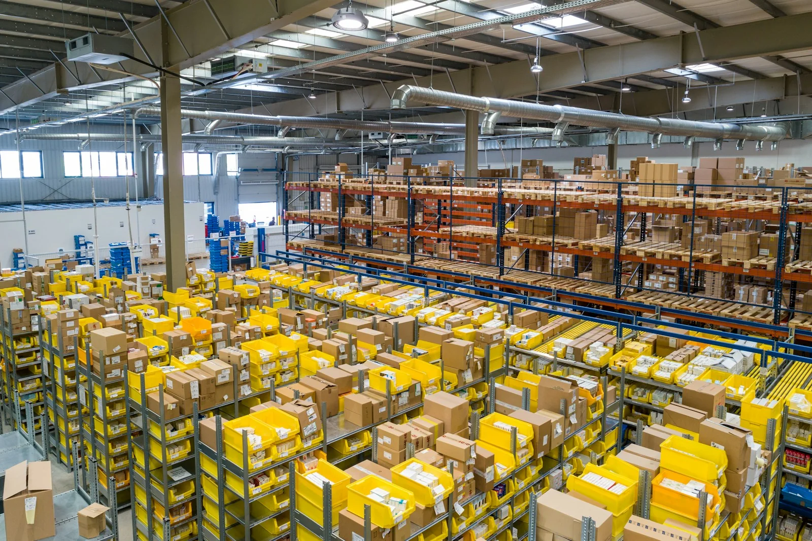 Organised warehouse and logistics operations